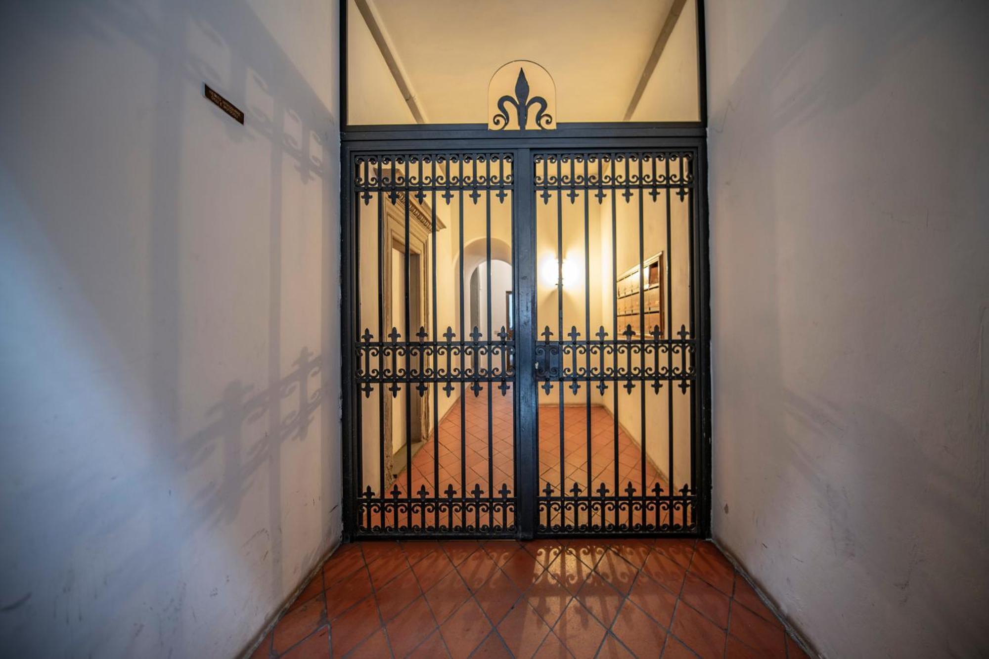 Mamo Florence - Borgo San Jacopo Apartment 외부 사진